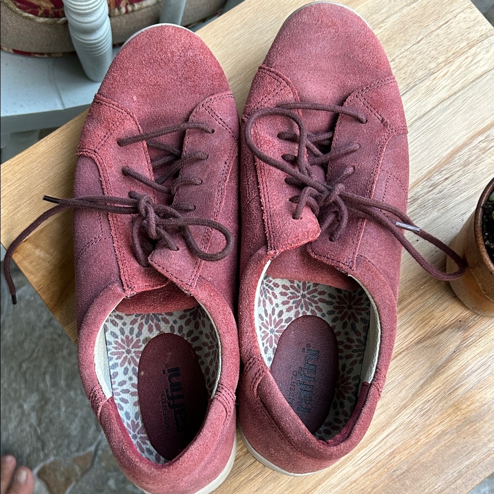 Umberto Raffini Burgundy Suede Sneakers